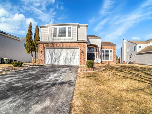 711 Blossom Court , Oswego, IL 60543