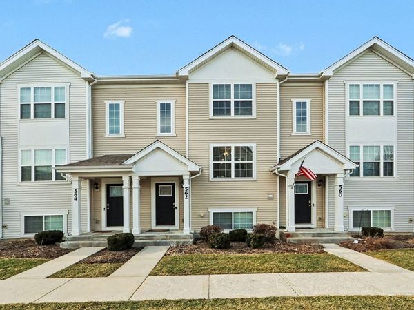 562 Spring Leaf Drive , Joliet, IL 60431