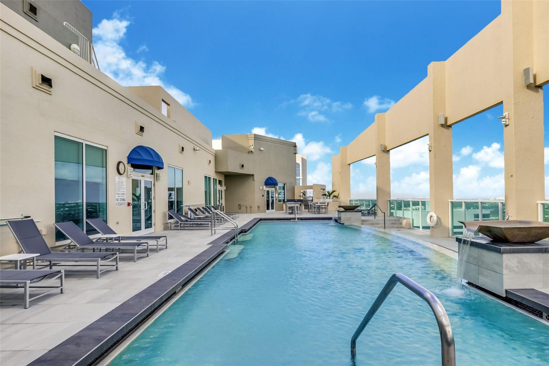 350 SE 2nd St, Unit GPH10, Fort Lauderdale, FL 33301 Photo