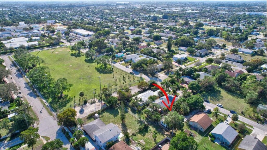 237 SW 3rd Avenue, Delray Beach, FL 33444 Photo