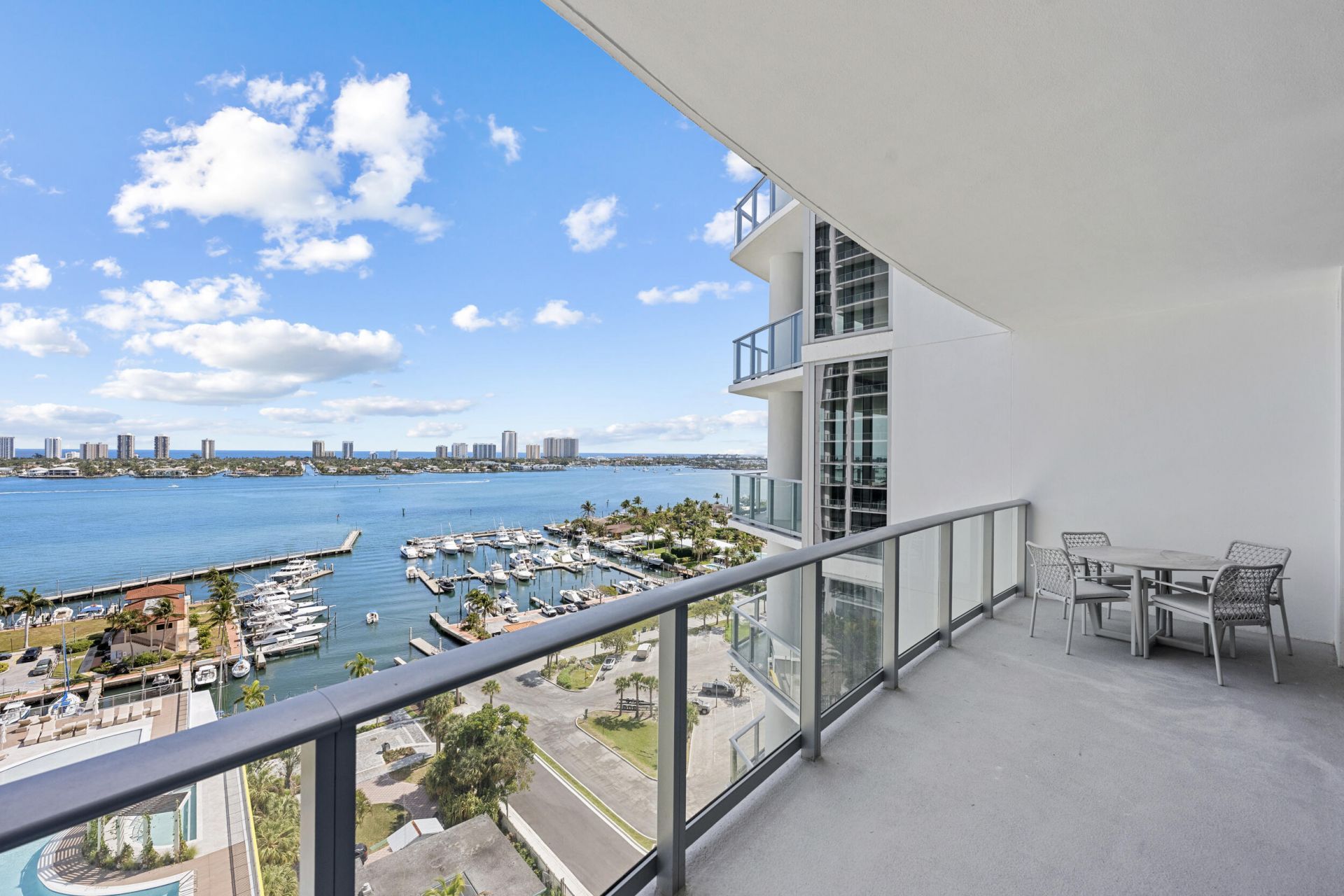 220 Lake Shore Drive, Unit 1410, Lake Park, FL 33403 Photo