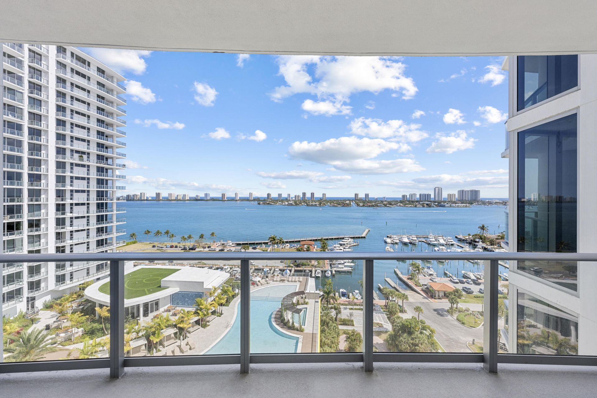 220 Lake Shore Drive, Unit 1410, Lake Park, FL 33403 Photo