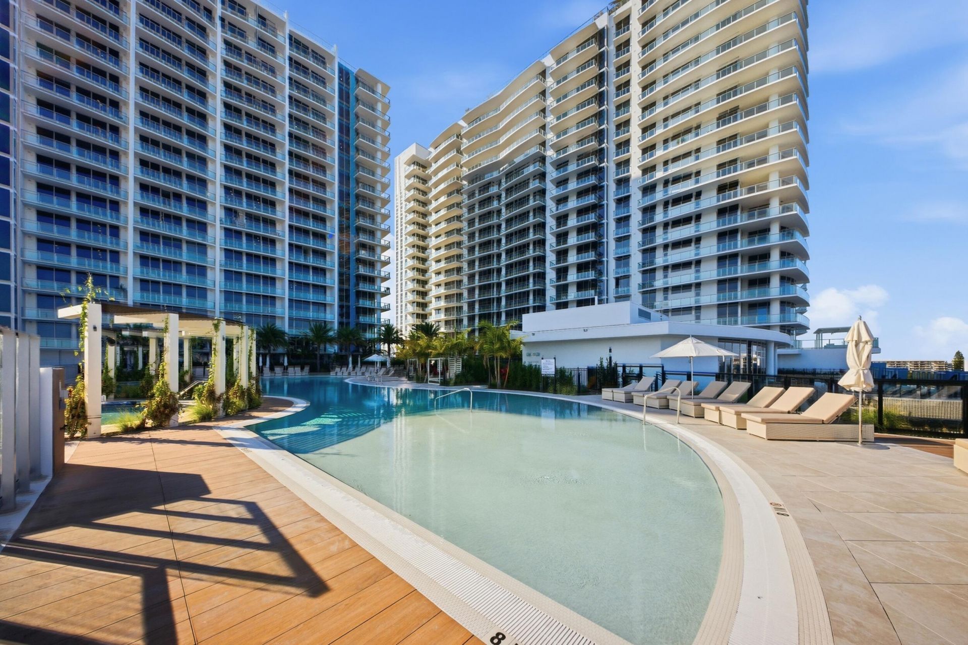 220 Lake Shore Drive, Unit 1410, Lake Park, FL 33403 Photo
