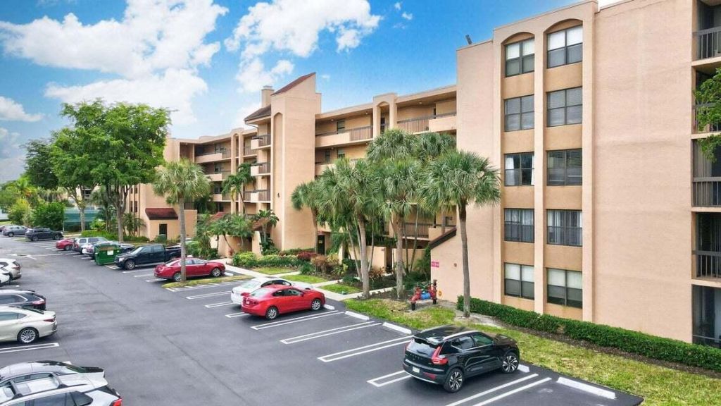 750 Egret Circle, Unit 6210, Delray Beach, FL 33444 Photo