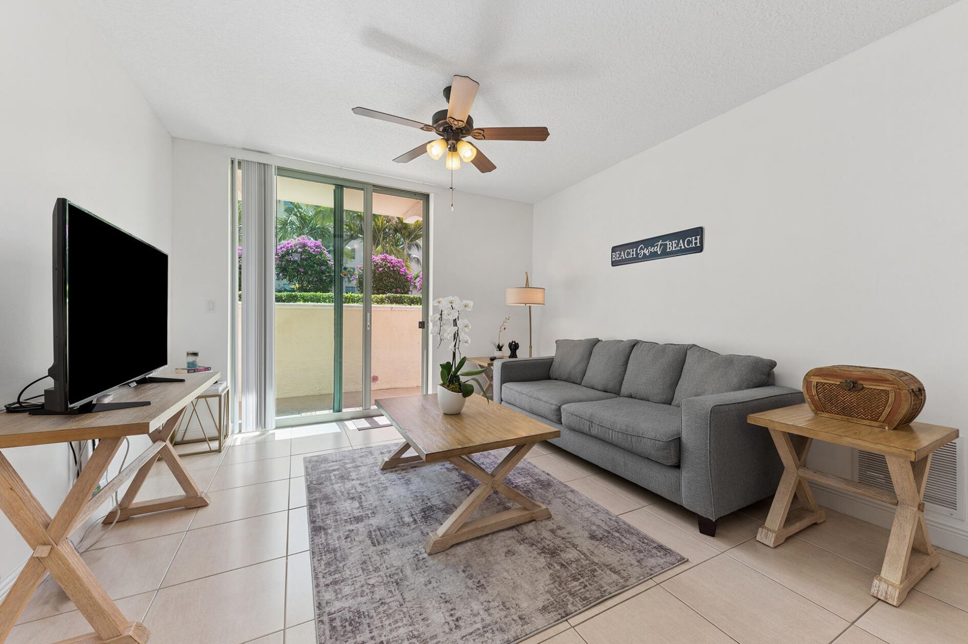 610 Clematis Street, Unit 209, West Palm Beach, FL 33401 Photo