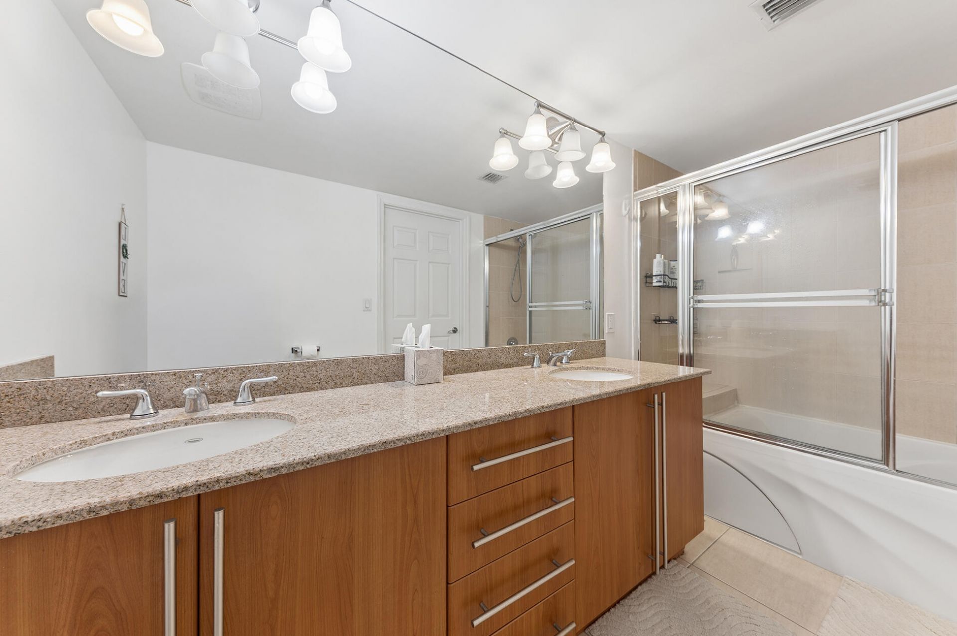 610 Clematis Street, Unit 209, West Palm Beach, FL 33401 Photo