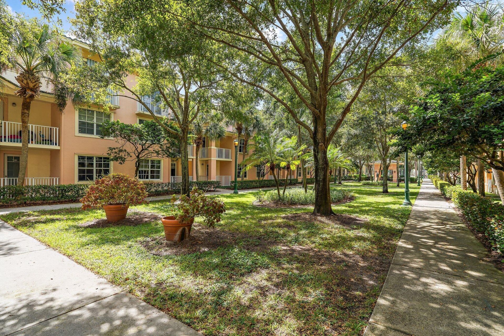 1203 Town Center Drive, Unit 221, Jupiter, FL 33458 Photo