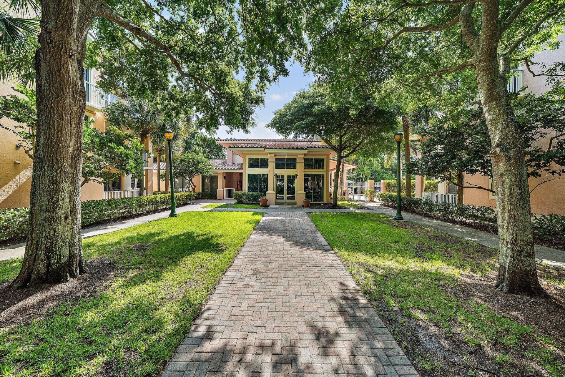 1203 Town Center Drive, Unit 221, Jupiter, FL 33458 Photo