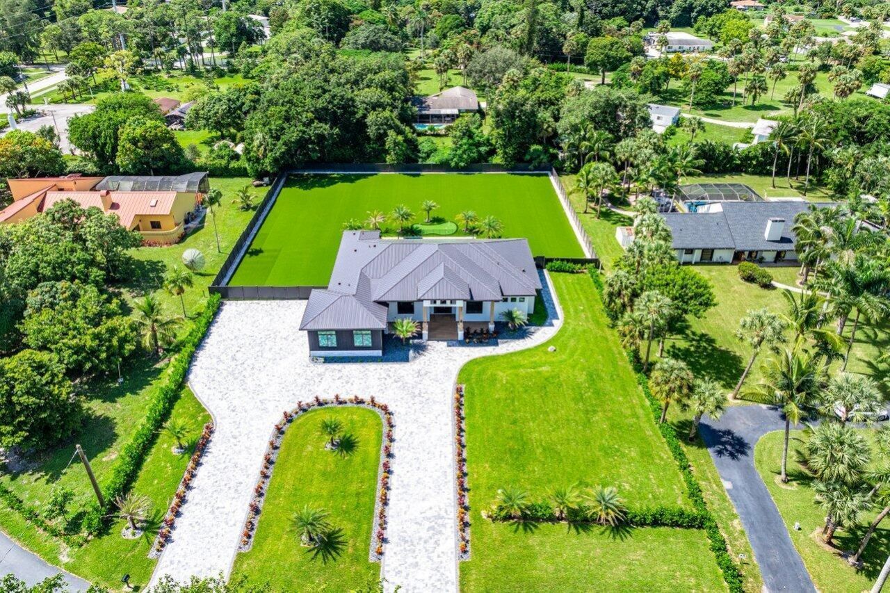 221 Milestone Way, West Palm Beach, FL 33415 Photo