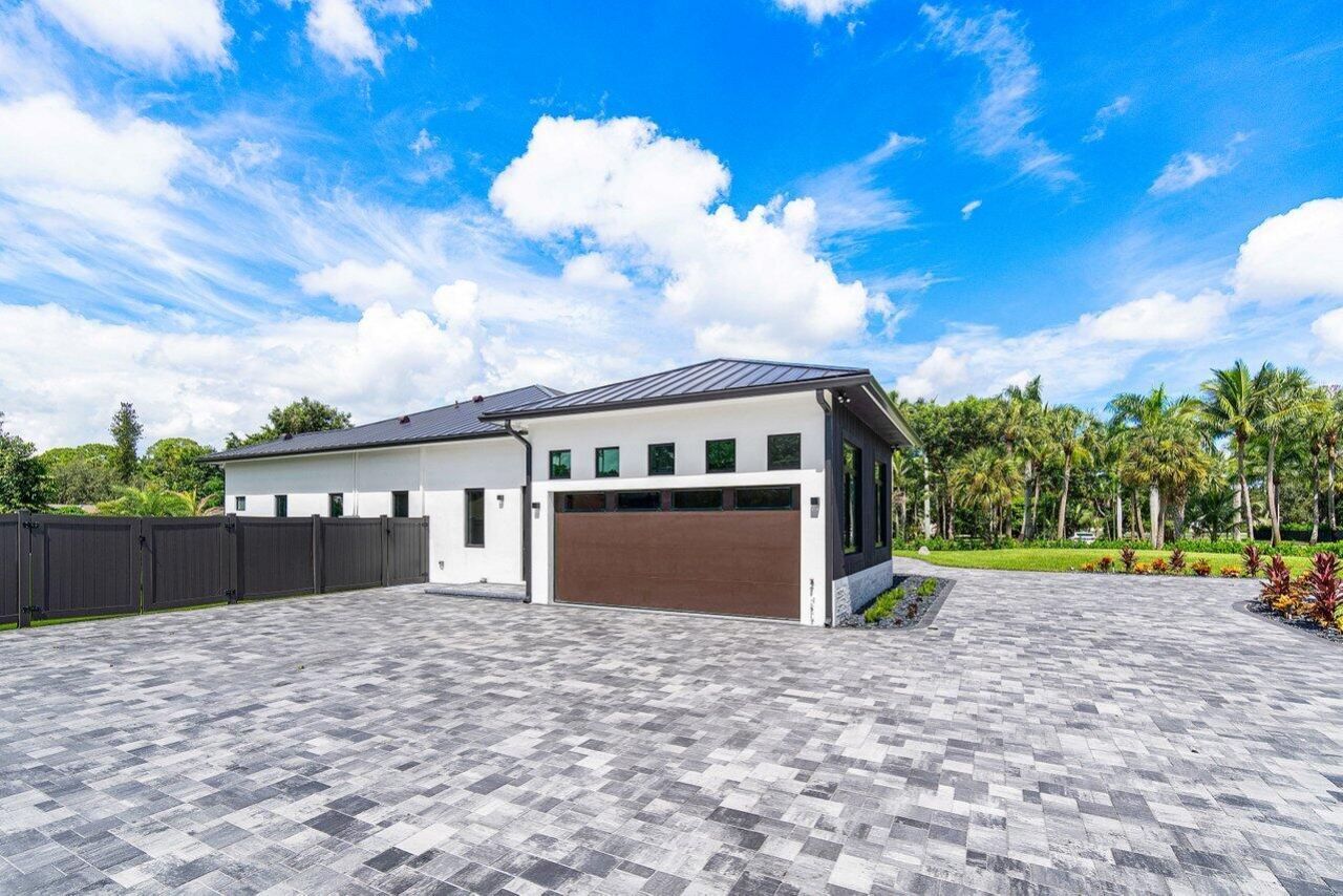 221 Milestone Way, West Palm Beach, FL 33415 Photo