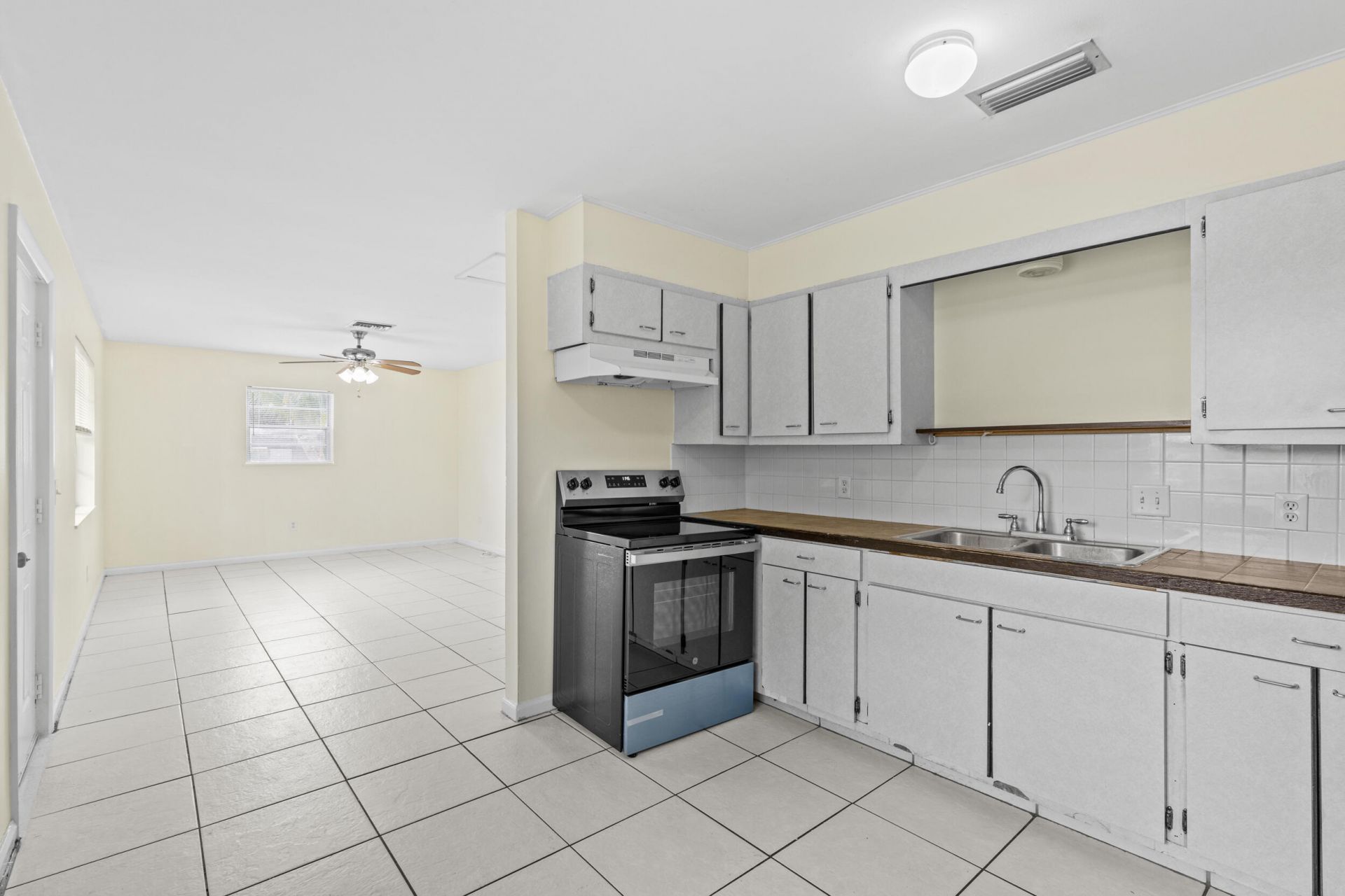 349 Wickline Boulevard, Unit 349, Lantana, FL 33462 Photo