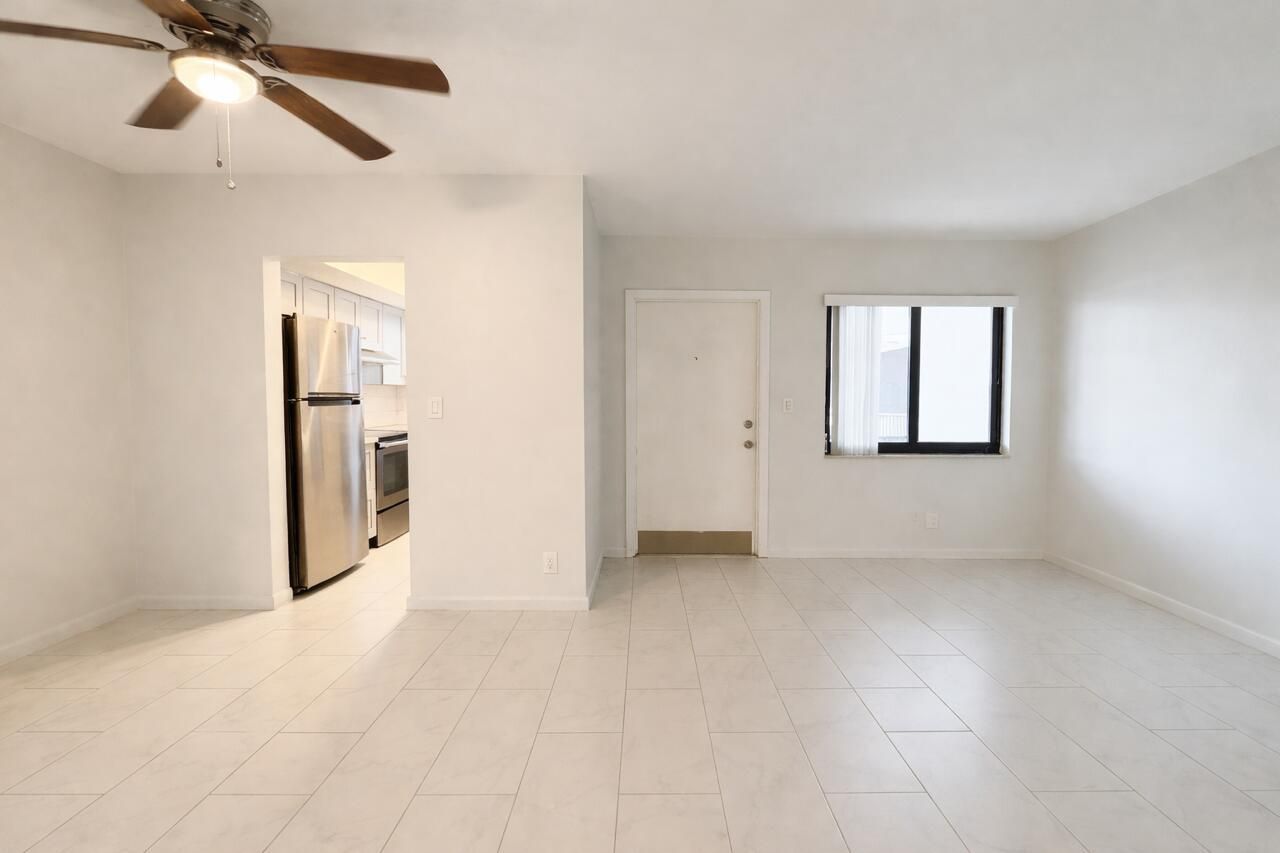 305 SE 9th Avenue, Unit 8, Pompano Beach, FL 33060 Photo