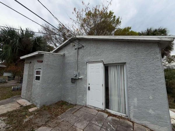 701 N 9th Street, Unit B, Fort Pierce, FL 34950