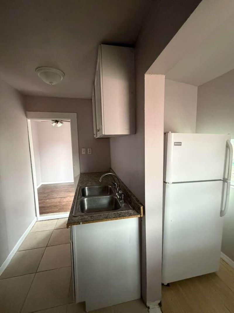 701 N 9th Street, Unit B, Fort Pierce, FL 34950 Photo