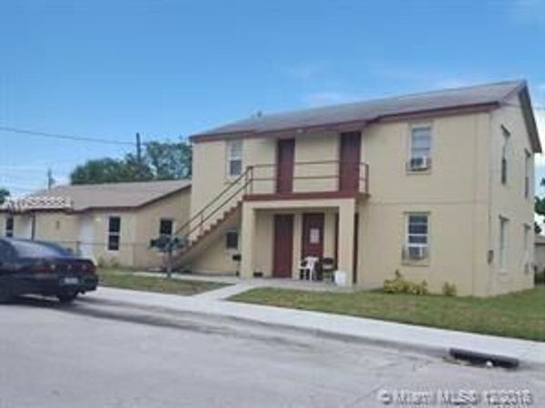 900 Avenue H Avenue, Unit 3, Riviera Beach, FL 33404