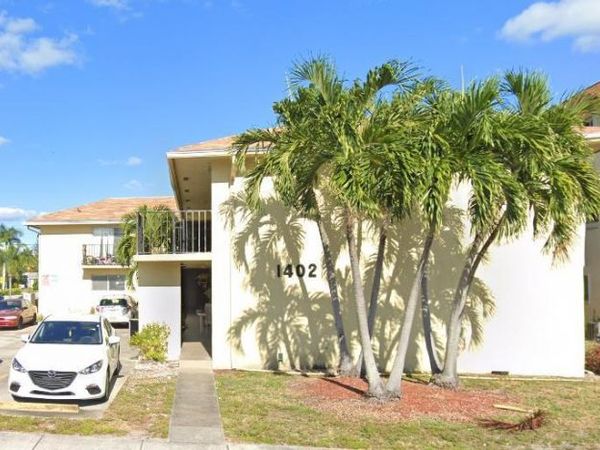 1402 S Federal Highway, Unit 49, Lake Worth Beach, FL 33460
