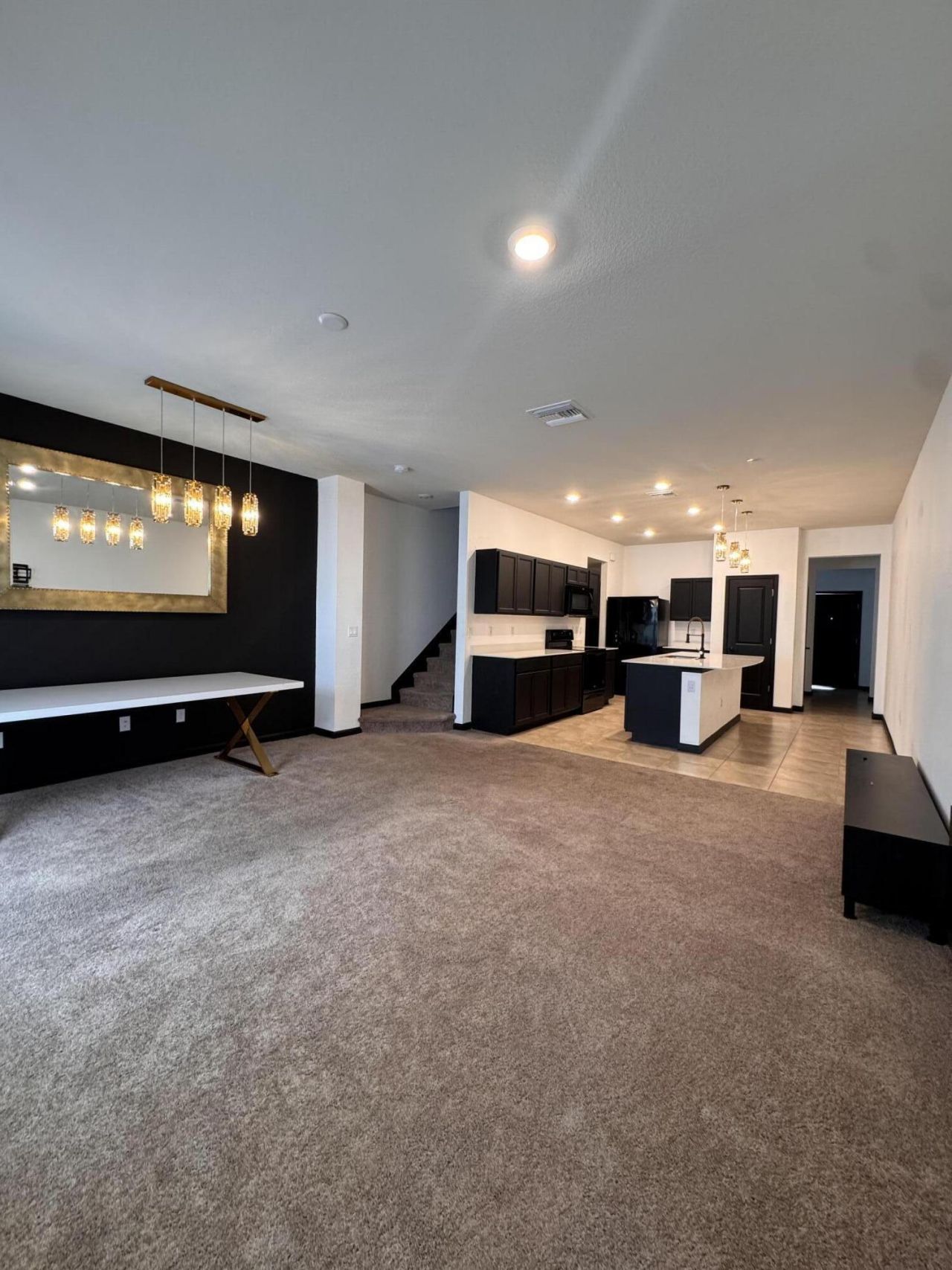 2061 Happy Street, West Palm Beach, FL 33407 Photo