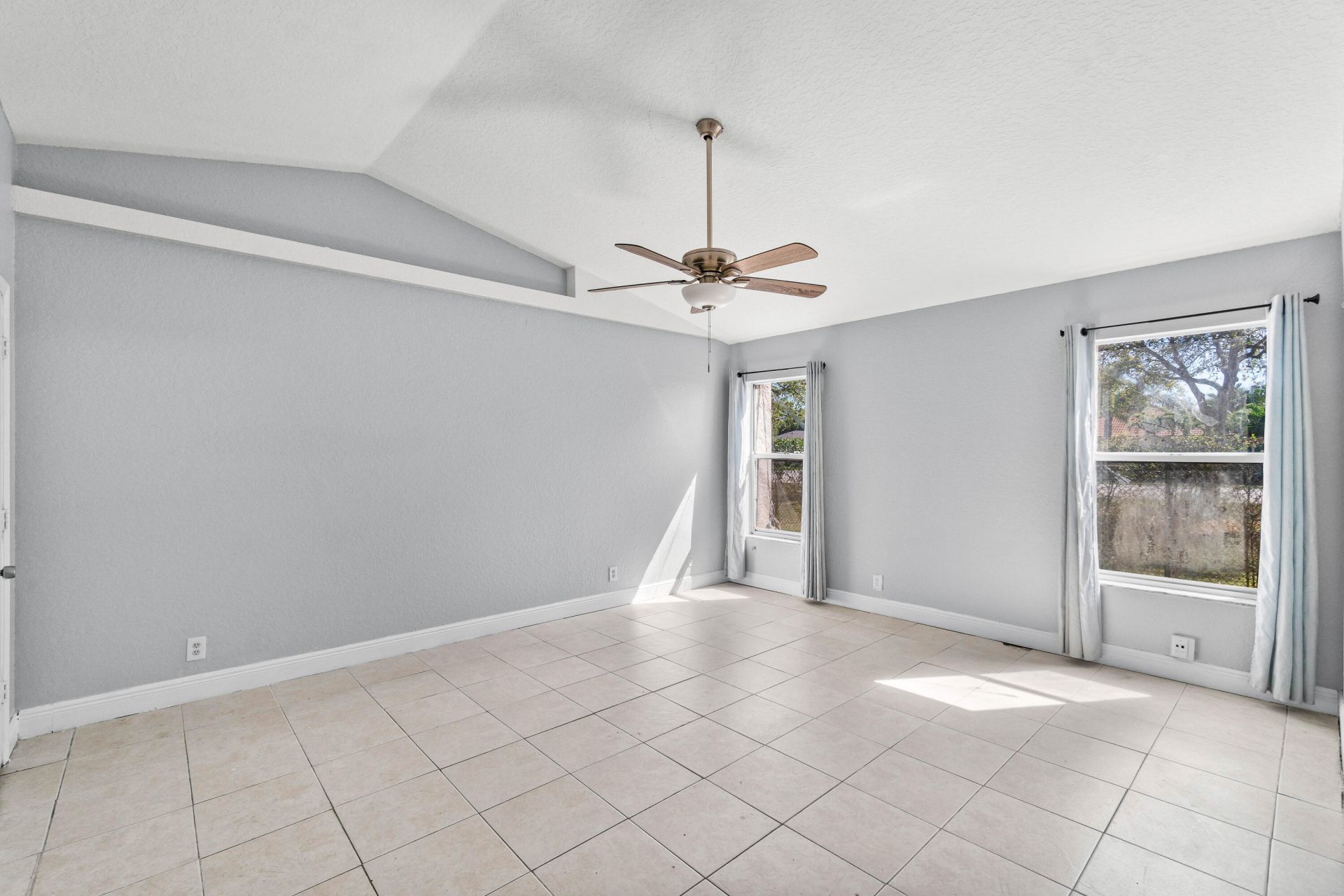 13916 Folkestone Circle, Wellington, FL 33414 Photo