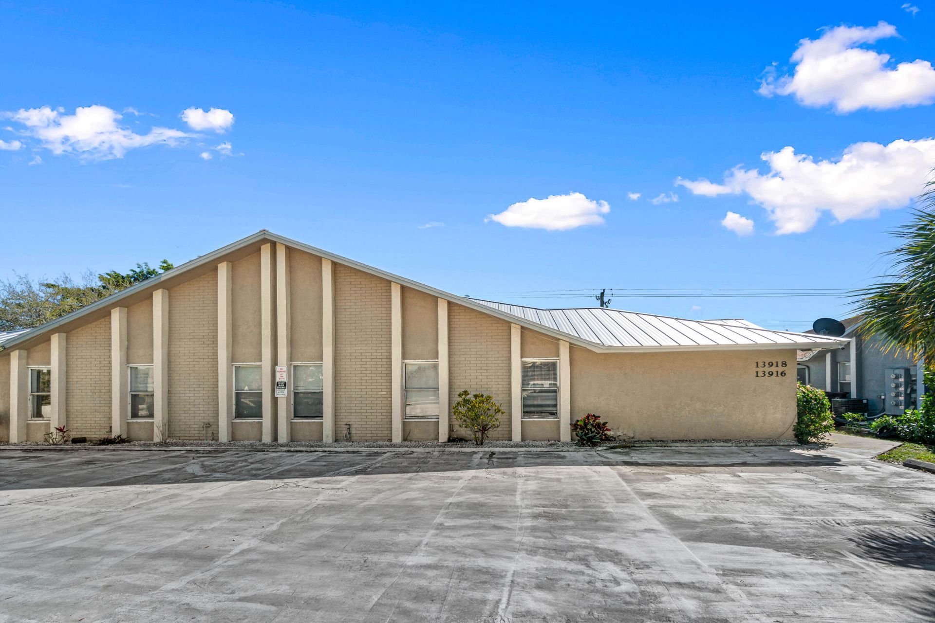 13916 Folkestone Circle, Wellington, FL 33414 Photo