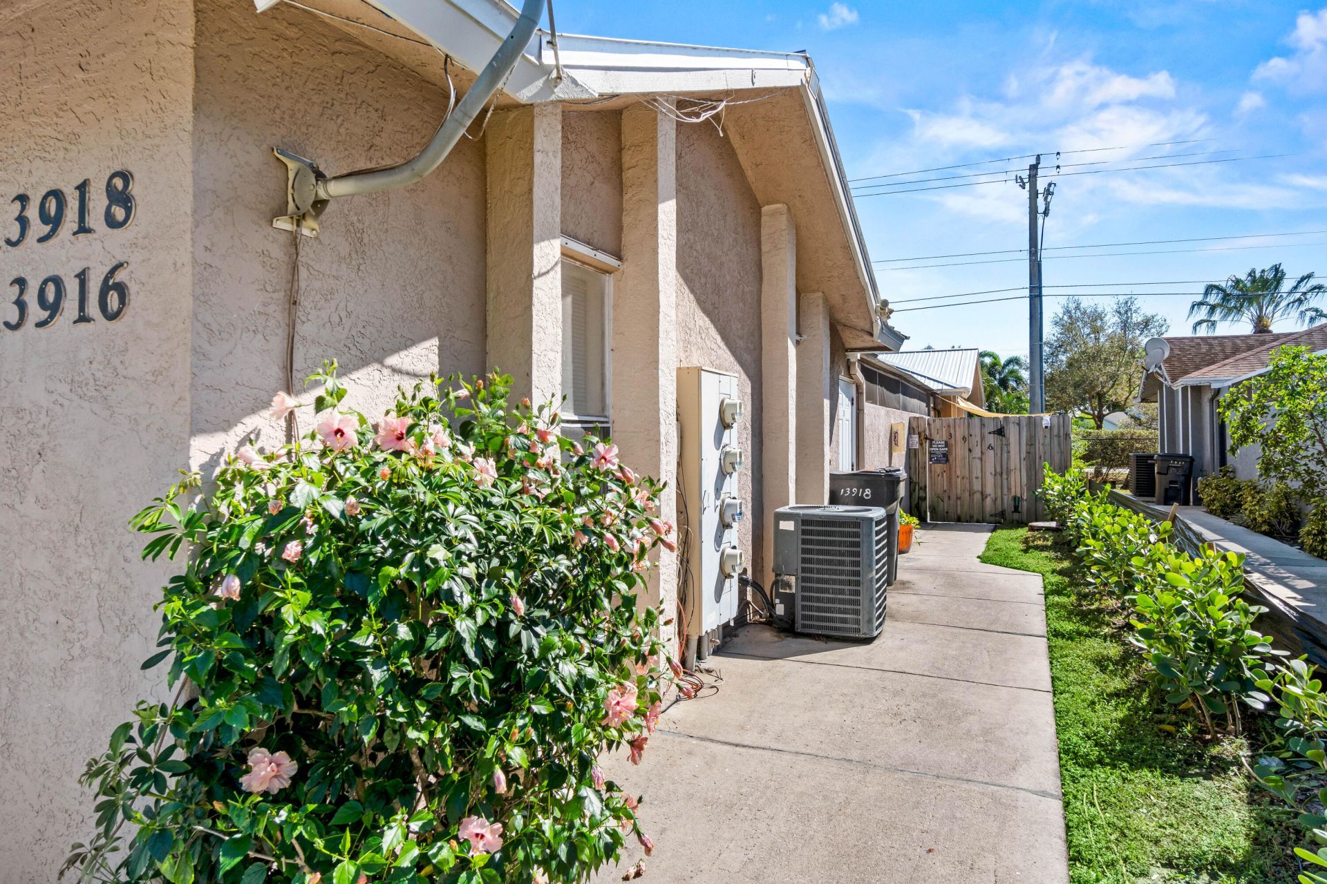 13916 Folkestone Circle, Wellington, FL 33414 Photo