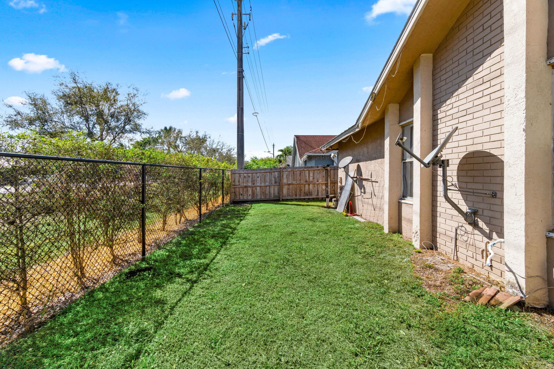 13916 Folkestone Circle, Wellington, FL 33414 Photo