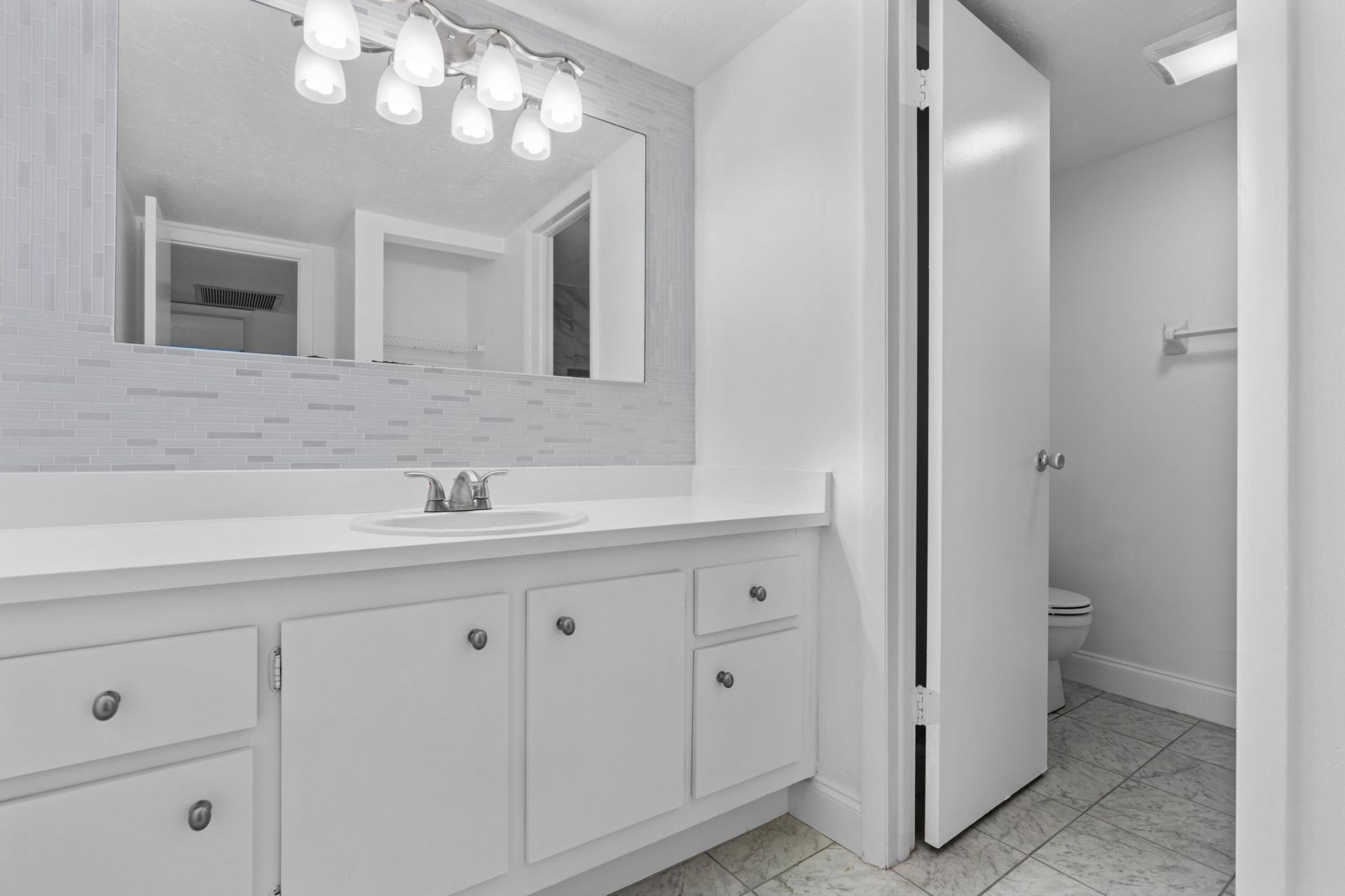 226 Alemeda Drive, Palm Springs, FL 33461 Photo