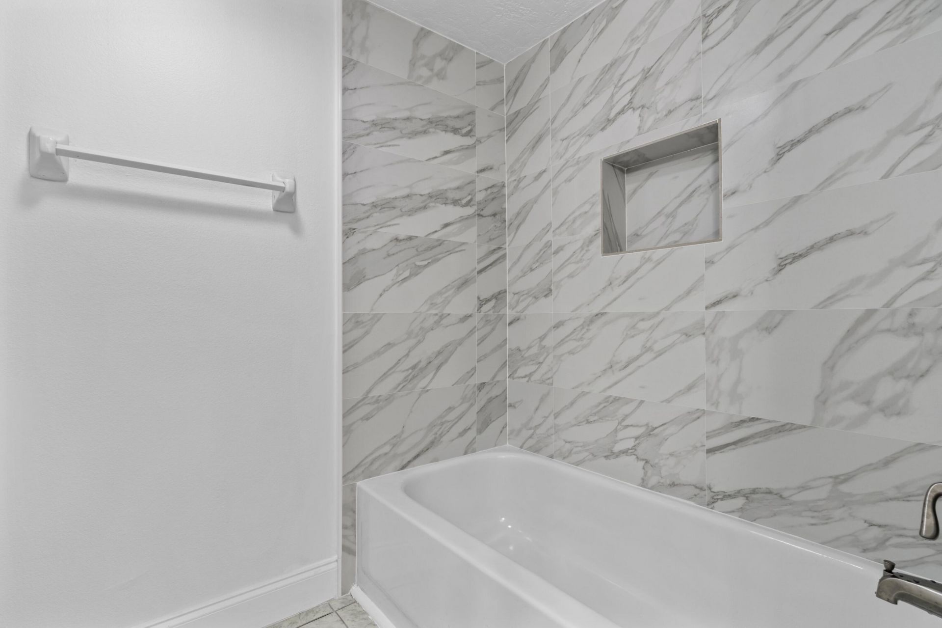 226 Alemeda Drive, Palm Springs, FL 33461 Photo