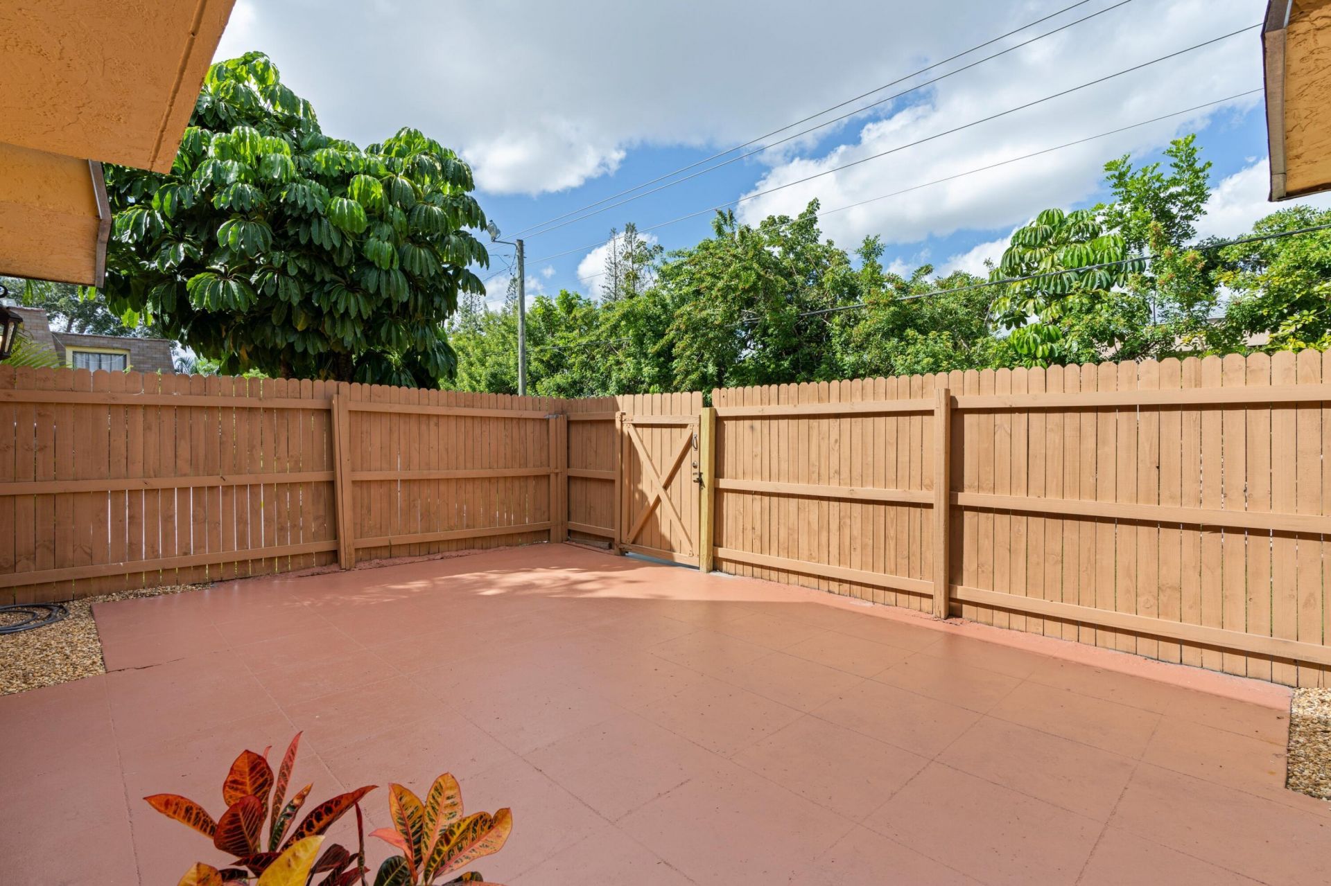 226 Alemeda Drive, Palm Springs, FL 33461 Photo