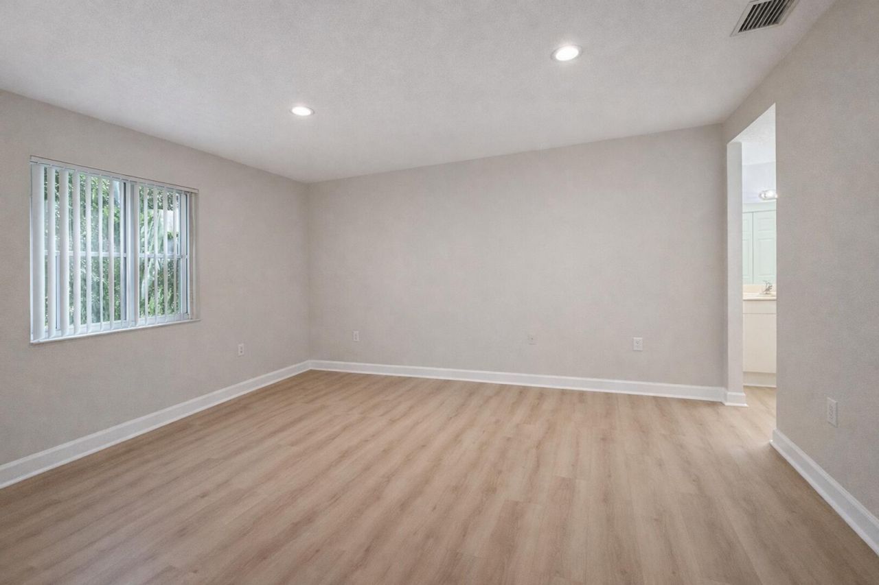 5122 NW 30th Lane, Fort Lauderdale, FL 33309 Photo