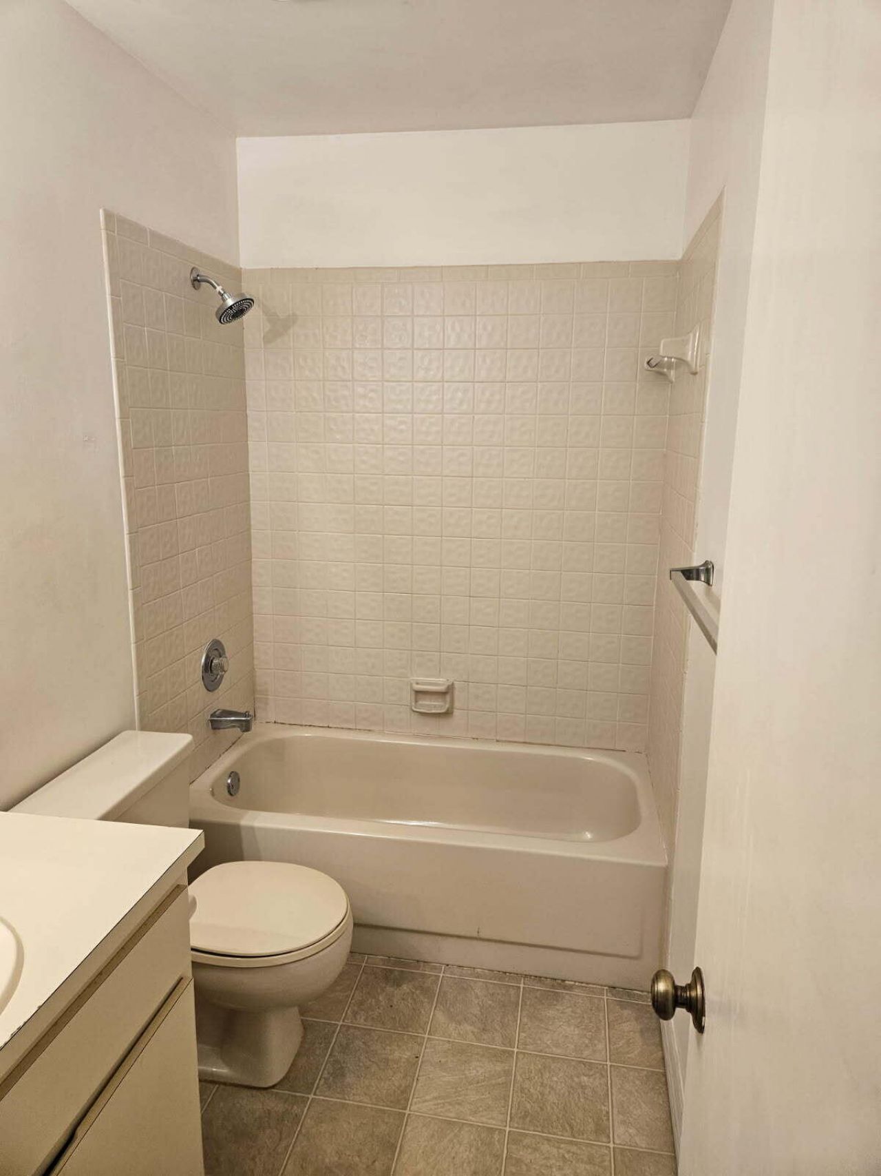 503 Springdale Circle, Unit 50c, Palm Springs, FL 33461 Photo