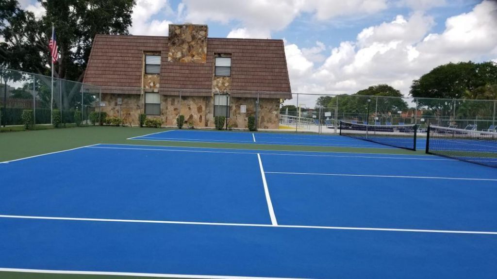 503 Springdale Circle, Unit 50c, Palm Springs, FL 33461 Photo