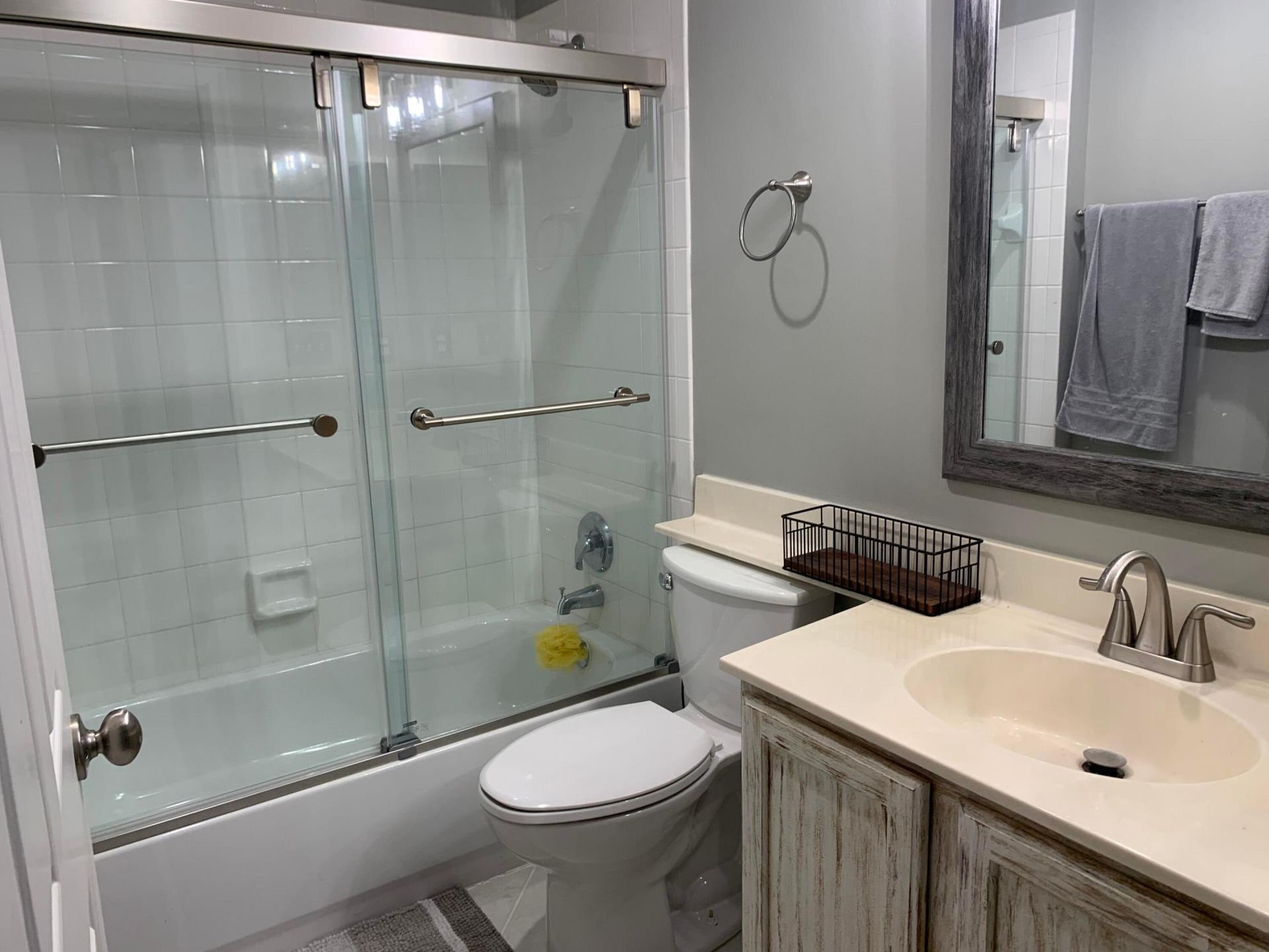 10667 Lake Shore Drive, Wellington, FL 33414 Photo