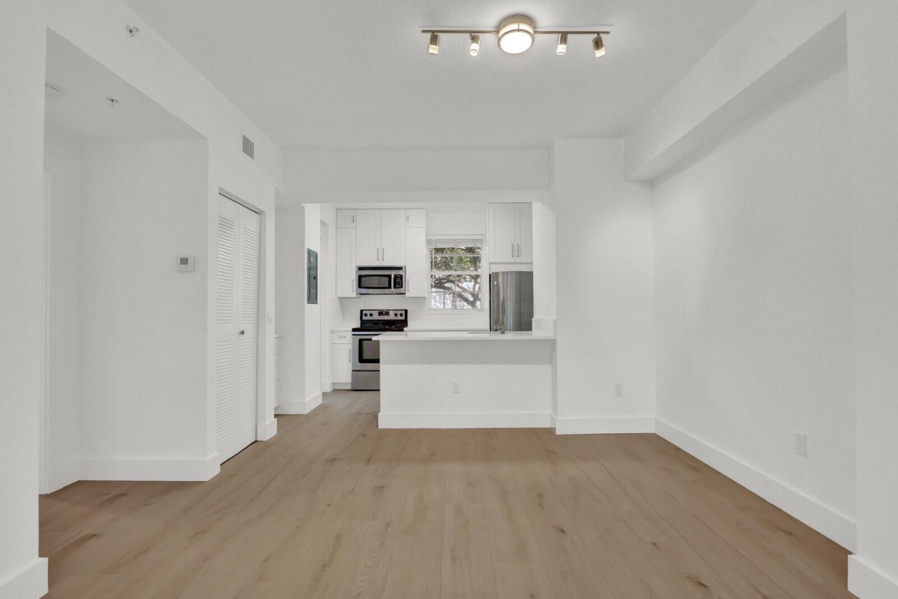 4903 Chancellor Drive, Unit 13, Jupiter, FL 33458 Photo