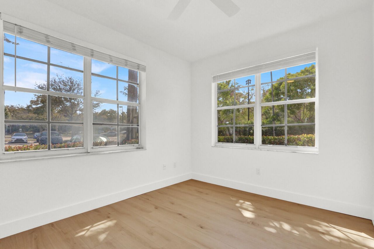 4903 Chancellor Drive, Unit 13, Jupiter, FL 33458 Photo