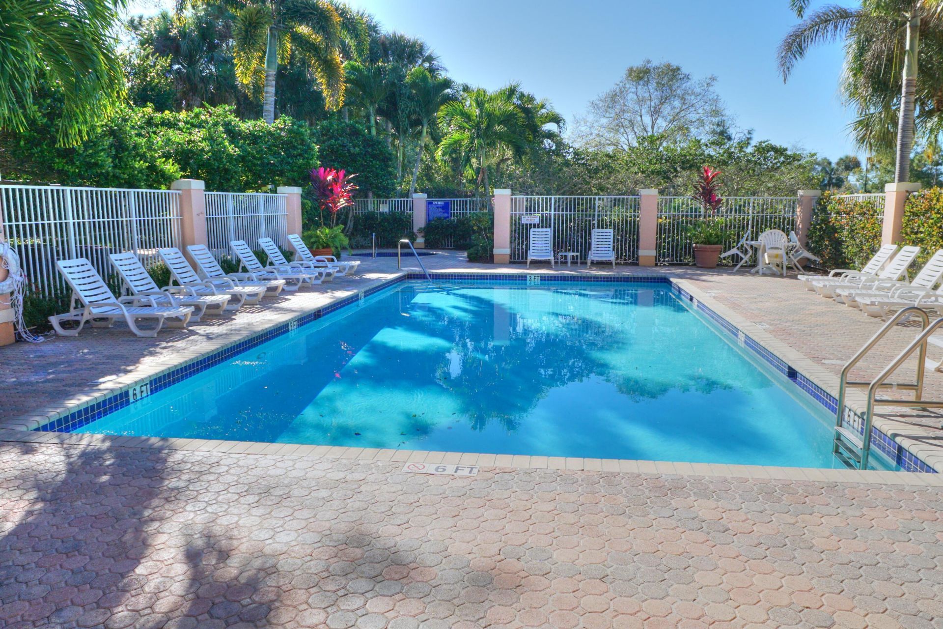 4903 Chancellor Drive, Unit 13, Jupiter, FL 33458 Photo