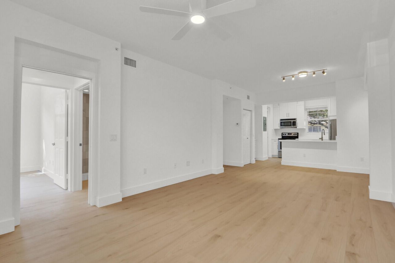 4903 Chancellor Drive, Unit 13, Jupiter, FL 33458 Photo