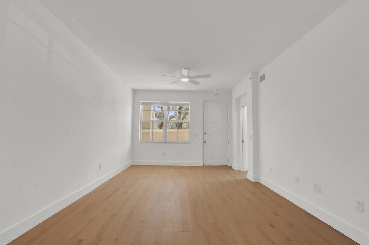 4903 Chancellor Drive, Unit 13, Jupiter, FL 33458 Photo