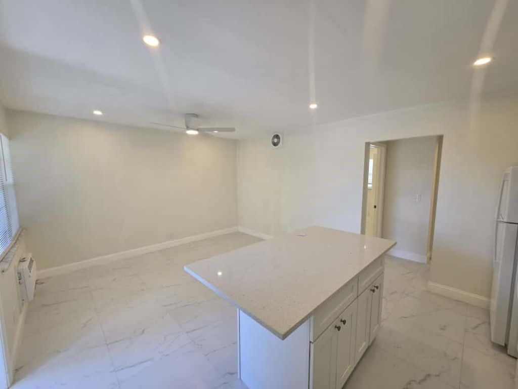 620 S Broadway, Unit 9, Lantana, FL 33462 Photo