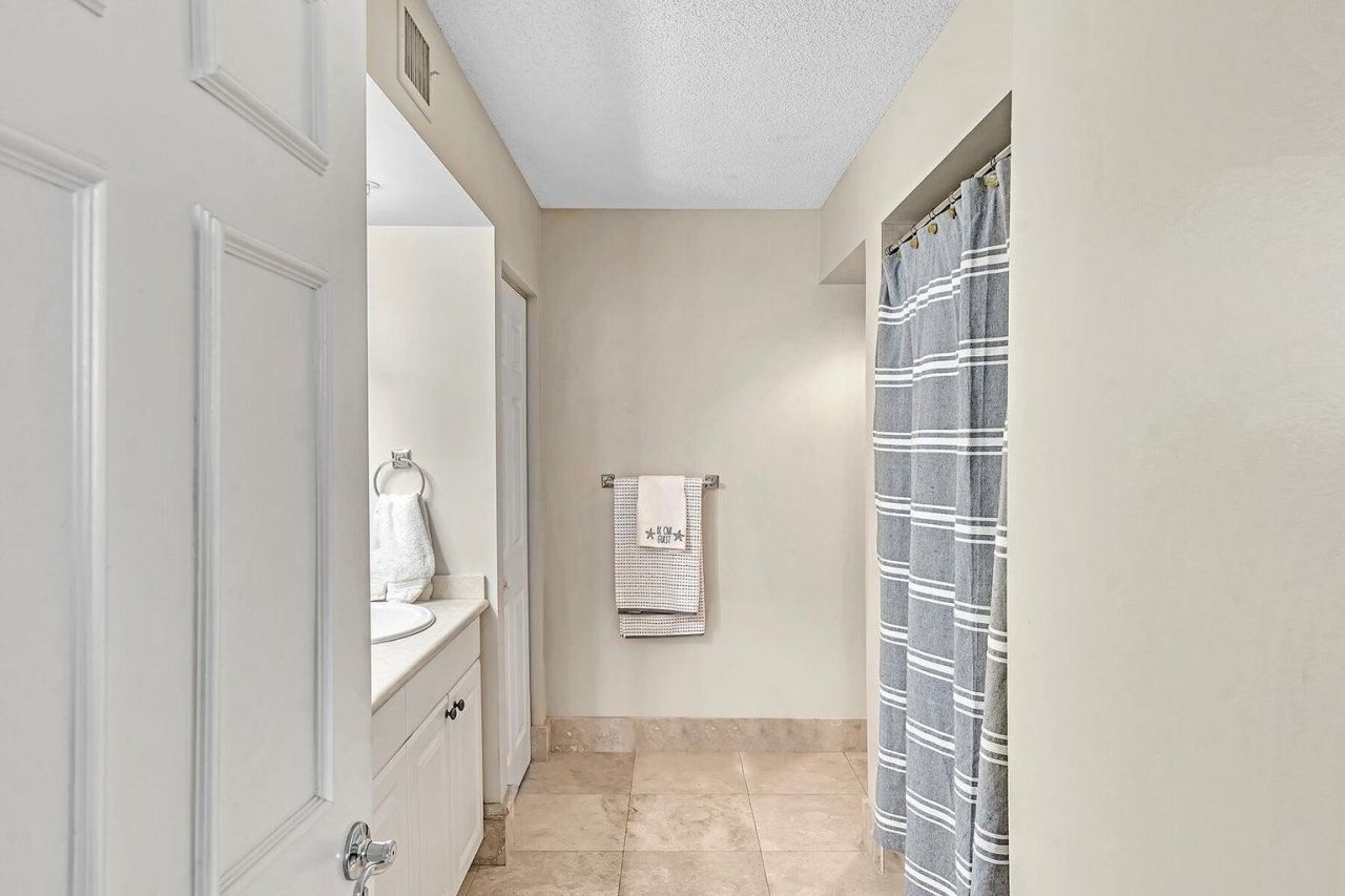 3606 S Ocean Boulevard, Unit 205, Highland Beach, FL 33487 Photo