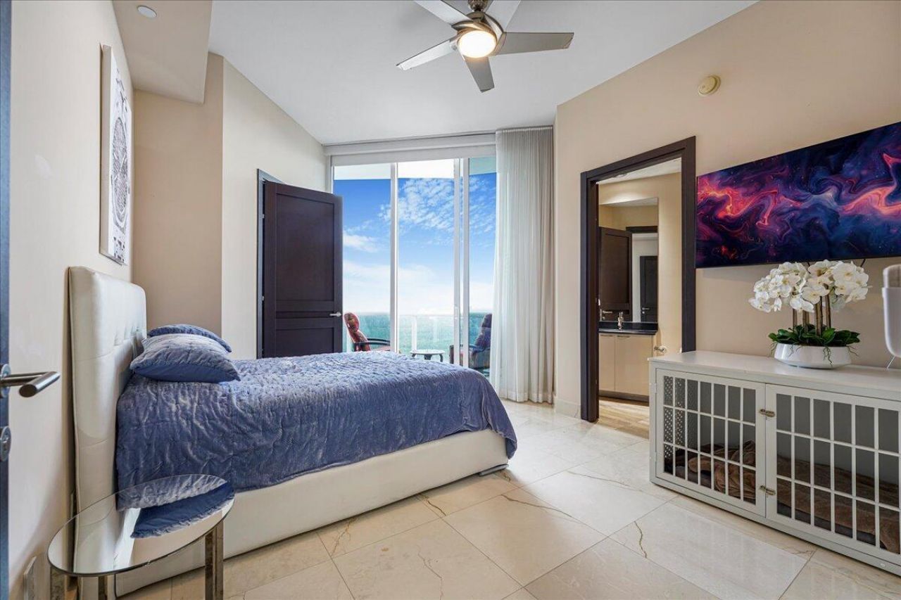 15901 Collins Avenue, Unit 3804, Sunny Isles Beach, FL 33160 Photo