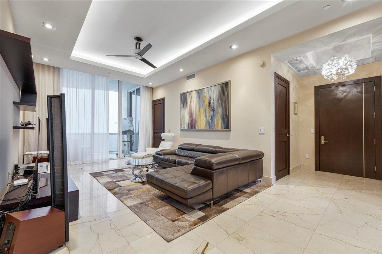 15901 Collins Avenue, Unit 3804, Sunny Isles Beach, FL 33160 Photo