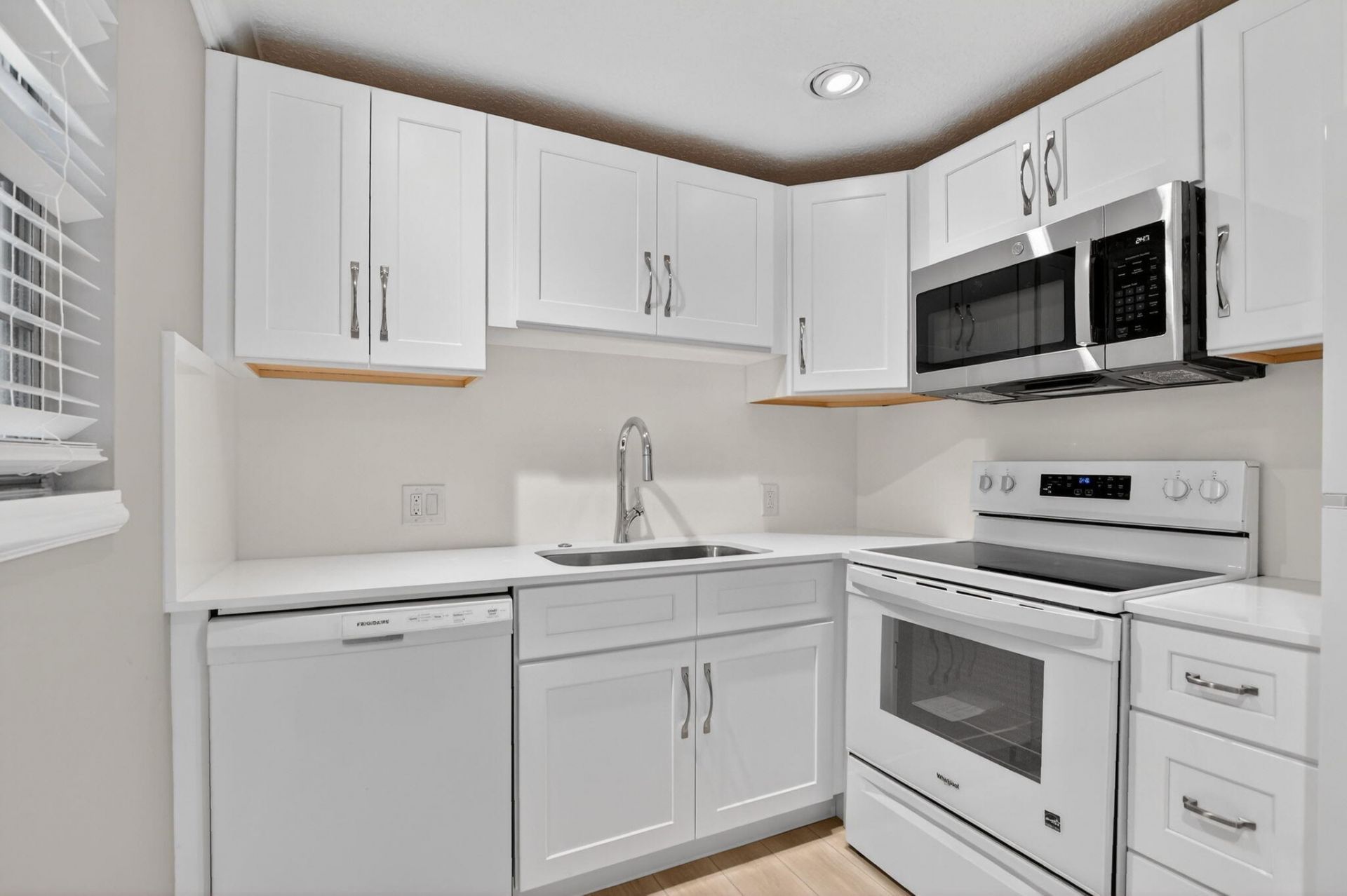 277 Brighton G, Unit G, Boca Raton, FL 33434 Photo