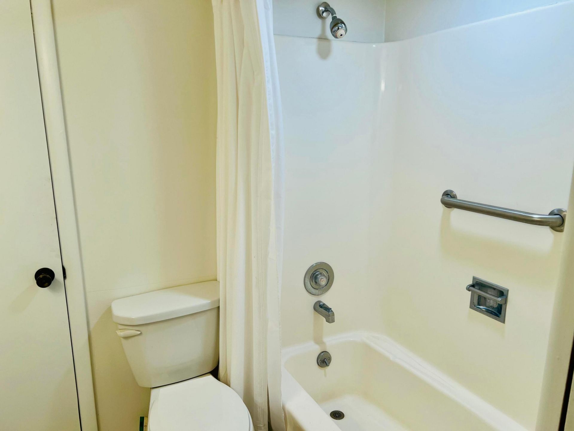 18081 SE Country Club Drive, Unit 7-69, Jupiter, FL 33469 Photo