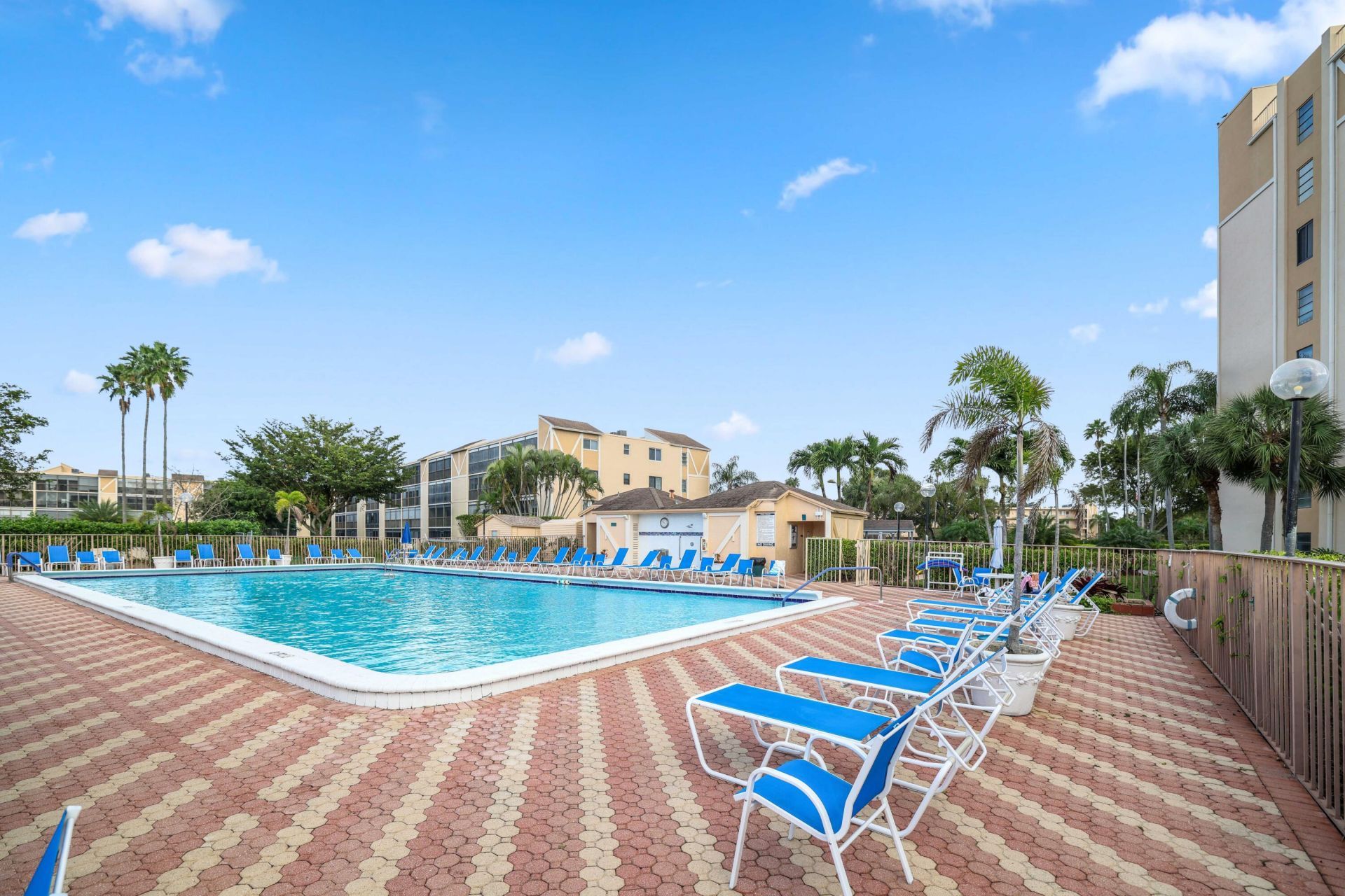 6936 Huntington Lane, Unit 302, Delray Beach, FL 33446 Photo