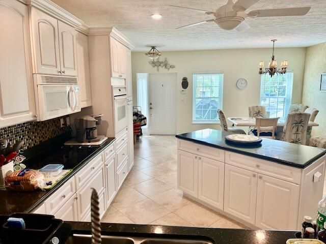 2183 SE Wild Meadow Circle, Port Saint Lucie, FL 34952 Photo