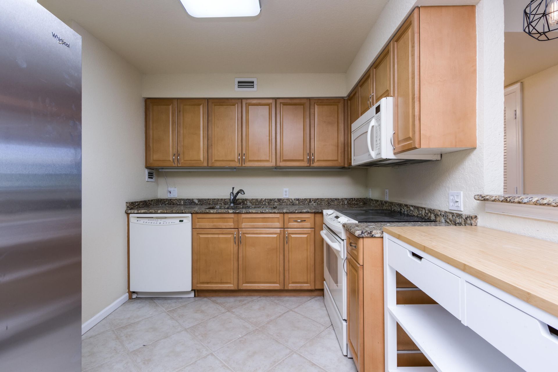 1000 Spanish River Road, Unit 4g, Boca Raton, FL 33432 Photo