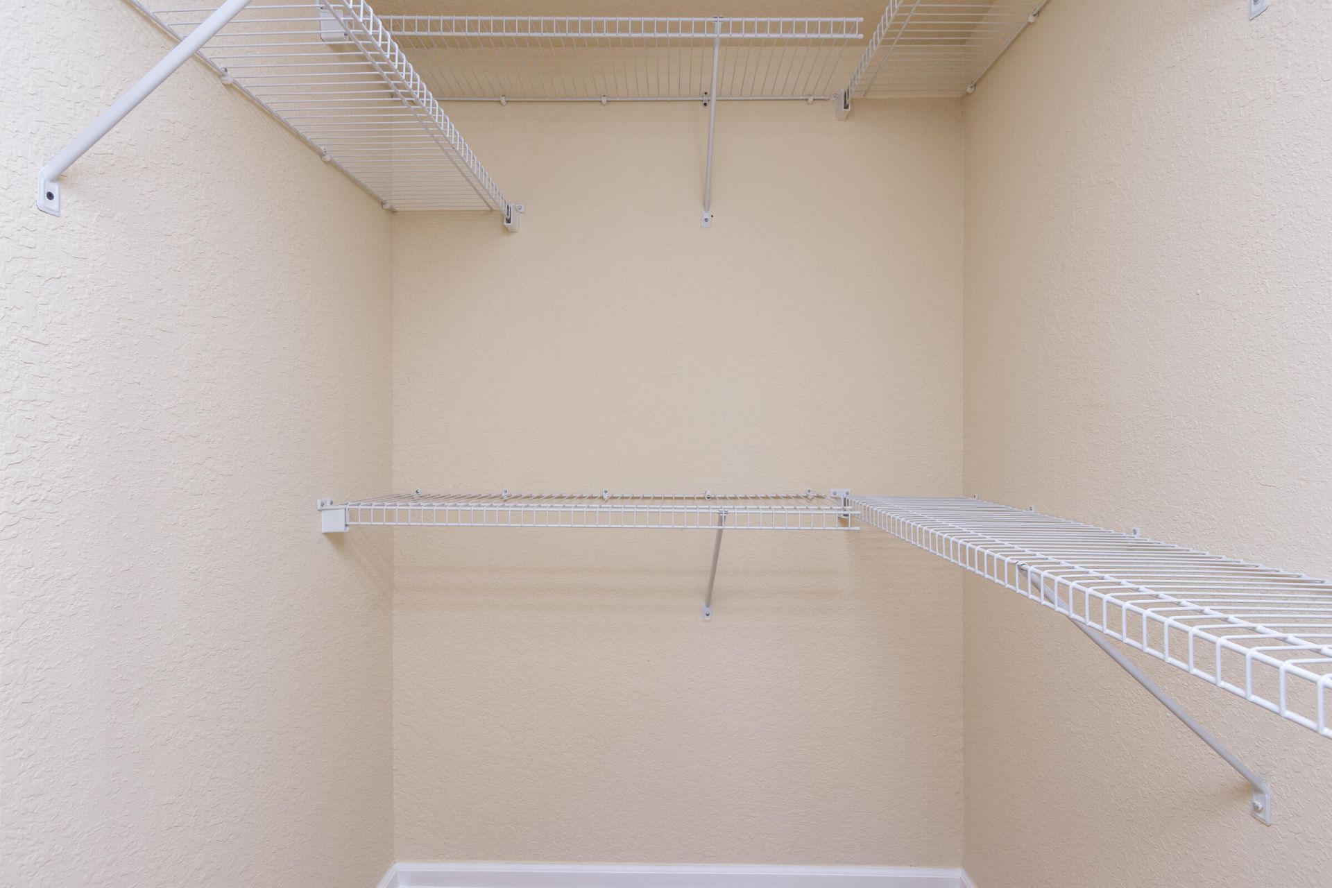 1000 Spanish River Road, Unit 4g, Boca Raton, FL 33432 Photo