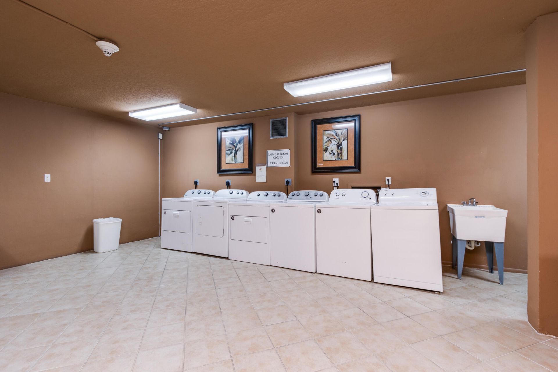 1000 Spanish River Road, Unit 4g, Boca Raton, FL 33432 Photo