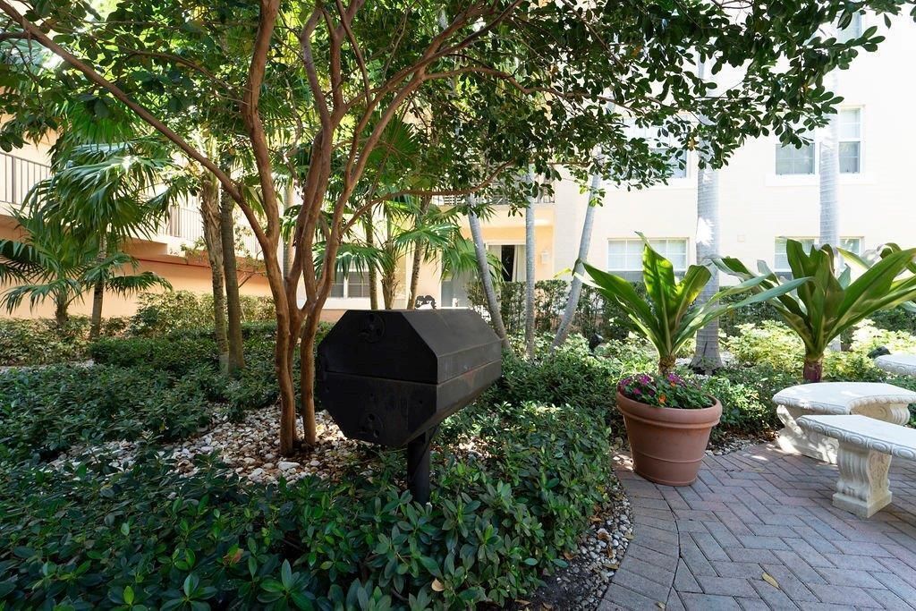 1805 N Flagler Drive, Unit 108, West Palm Beach, FL 33407 Photo