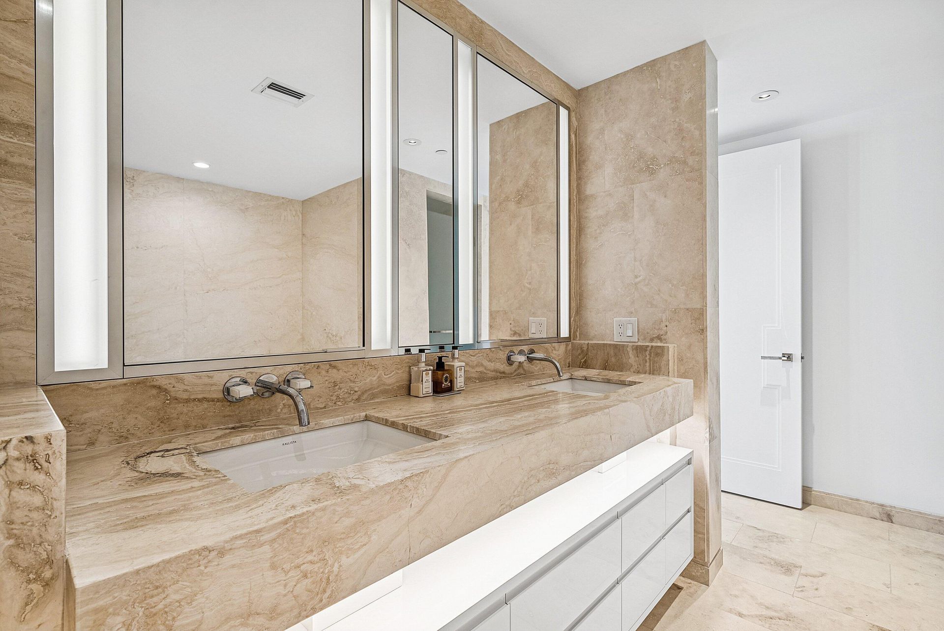 3550 S Ocean Boulevard, Unit 5e, South Palm Beach, FL 33480 Photo